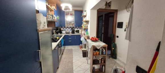 2 Schlafzimmer Wohnung in Clivio, Italy, Nr. 266366 4