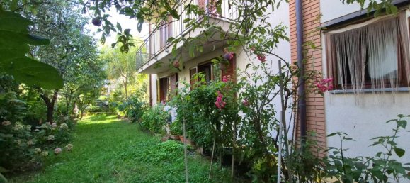 2 Schlafzimmer Wohnung in Clivio, Italy, Nr. 266366 13