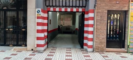  مرآب في Malaga, Spain رقم 240073