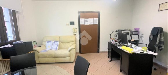 3 rooms Office in Rubiera, Italy No. 224514 6