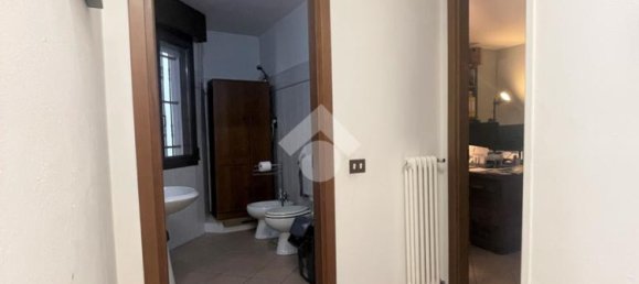 3 rooms Office in Rubiera, Italy No. 224514 11