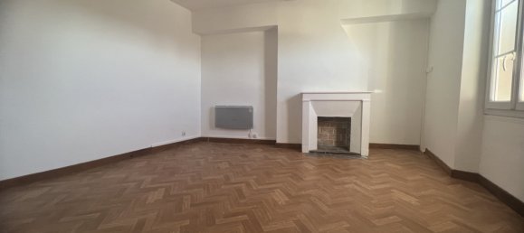 2 bedrooms Townhouse in Epernon, France No. 158839 11