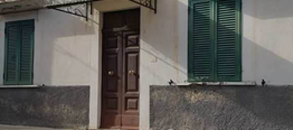 5 rooms Land in Pescosansonesco, Italy No. 309337 6