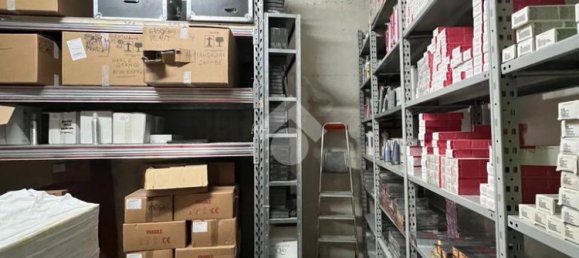 276m² Warehouse in Cercola, Italy No. 257641 8