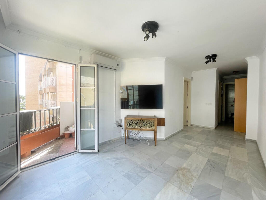 1 bedroom Apartment in Malaga, Spain No. 185739