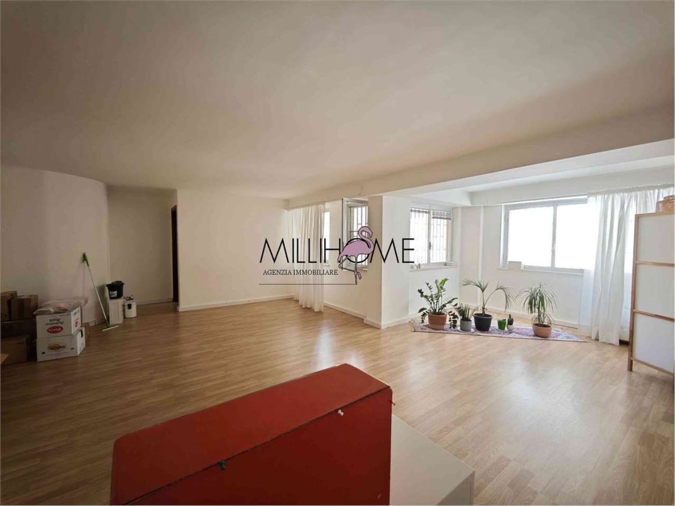 80m² Office in Marsala, Italy No. 281144