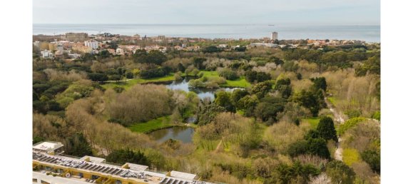 571m² Land in Porto, Portugal No. 120513 3