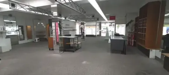 Коммерческая недвижимость 190м² в Altenkirchen, Германия № 174854 3