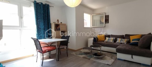 Apartamento de 2 dormitorios en Cergy, France No. 291227 2