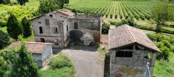 5غرفة منزل في Carpi, Italy رقم 152889 2