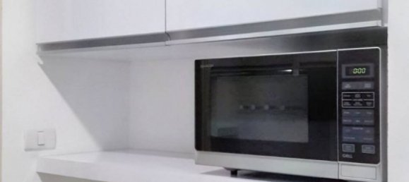 2 bedrooms Condo in Bangkok, Thailand No. 24289 4