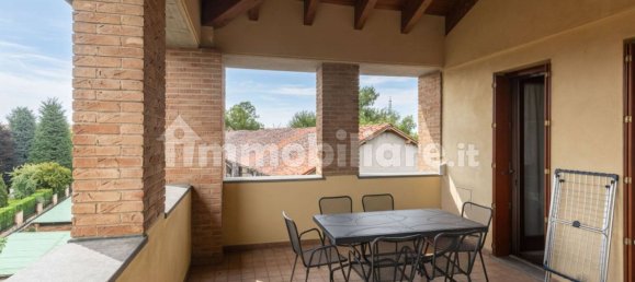 2 Schlafzimmer Penthouse in Sulbiate, Italy, Nr. 340478 2