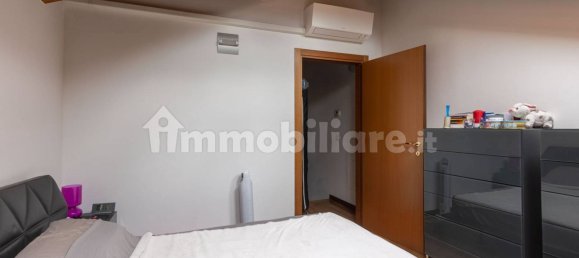 2 Schlafzimmer Penthouse in Sulbiate, Italy, Nr. 340478 22