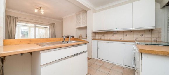 2 bedrooms House in Surbiton, United Kingdom No. 10241 9