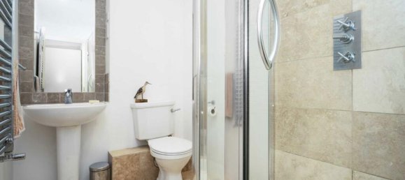 3 bedrooms Apartment in London, United Kingdom No. 5110 9