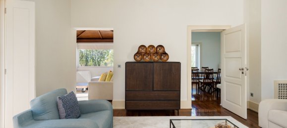 5 bedrooms Villa in Porto, Portugal No. 246011 7