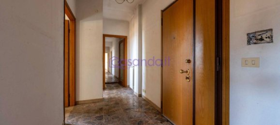 3 chambres Appartement à Pisa, Italy No. 49169 7