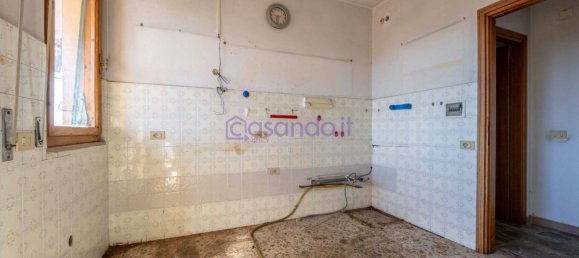 3 chambres Appartement à Pisa, Italy No. 49169 9