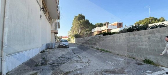 Almacén de 1 habitación en Polignano a Mare, Italy No. 20096 17