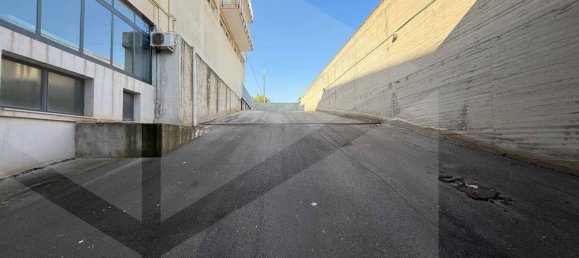 Almacén de 1 habitación en Polignano a Mare, Italy No. 20096 12