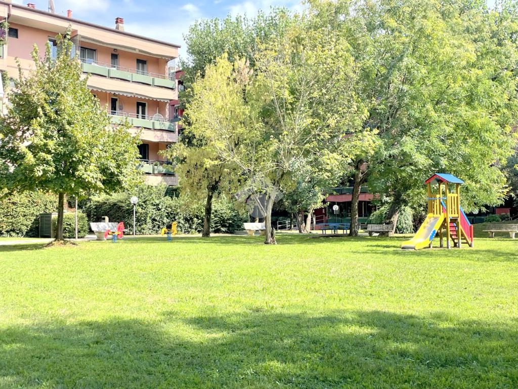 Apartamento T2 em Cornaredo, Italy N.º 378871