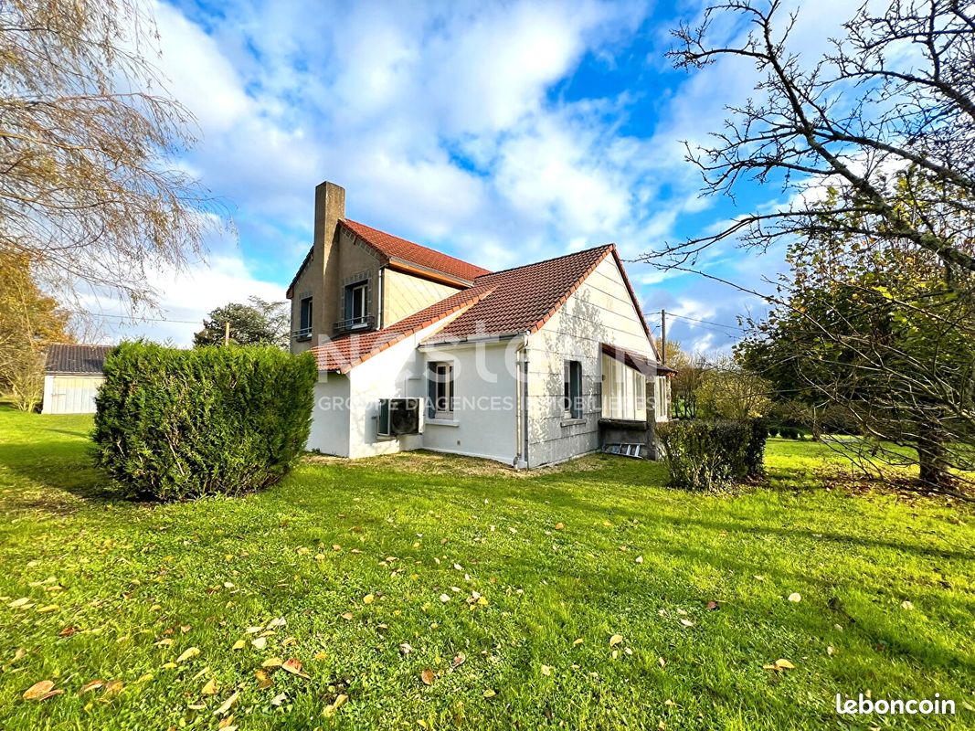 5 bedrooms House in Chabris, France No. 154575