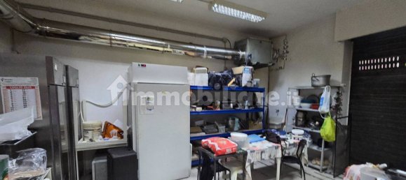 4 rooms Commercial property in Rome, Italy No. 336597 7
