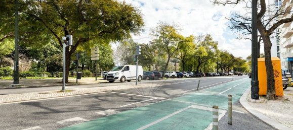 4 bedrooms Apartment in Lisbon, Portugal No. 102418 28