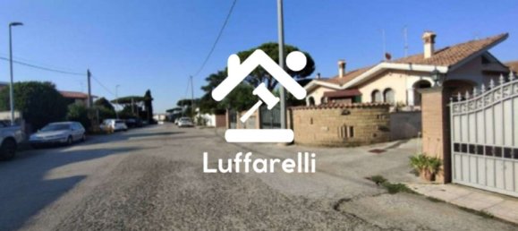 Apartamento de 6 habitaciónes en Ardea, Italy No. 12439 5