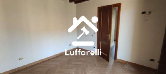 Apartamento de 6 habitaciónes en Ardea, Italy No. 12439 11