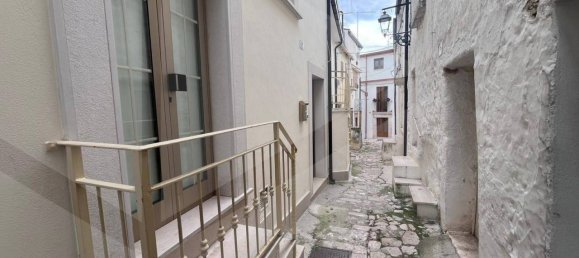 6 rooms House in San Giovanni Rotondo, Italy No. 20297 2