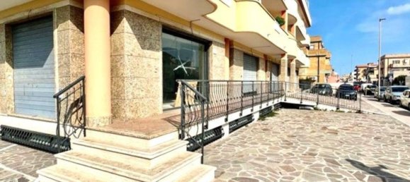 Gewerbliche Immobilie in Fiumicino, Italy 496m², Nr. 163110 3