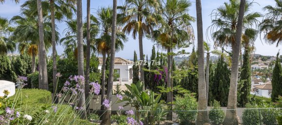 3 bedrooms Apartment in Marbella, Spain No. 133600 2