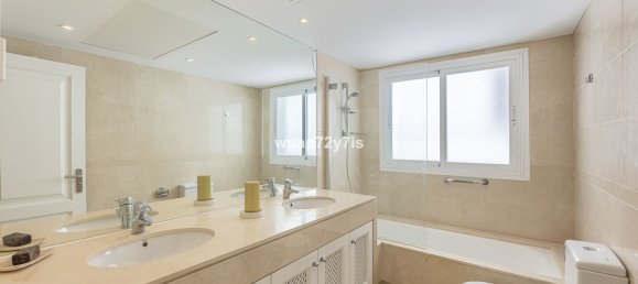 3 bedrooms Apartment in Marbella, Spain No. 133600 15