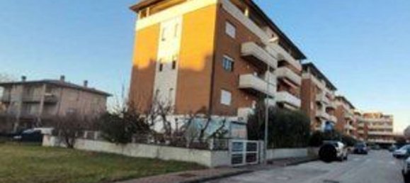 Квартира с 3 спальнями в Фолиньо, Италия № 324804 19