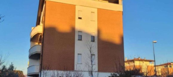 Квартира с 3 спальнями в Фолиньо, Италия № 324804 6