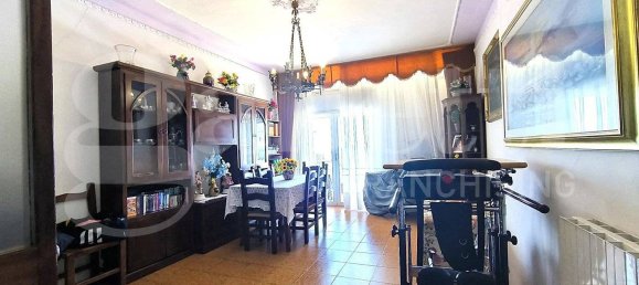 2 bedrooms Apartment in Follonica, Italy No. 221306 4