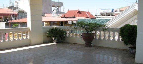 4 bedrooms House in Ba Dinh, Vietnam No. 6485 2