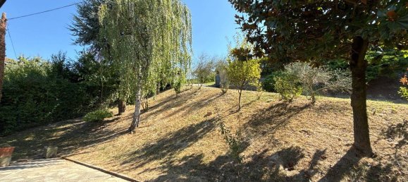 3-Zimmer Villa in Barbaresco, Italy, Nr. 306755 13