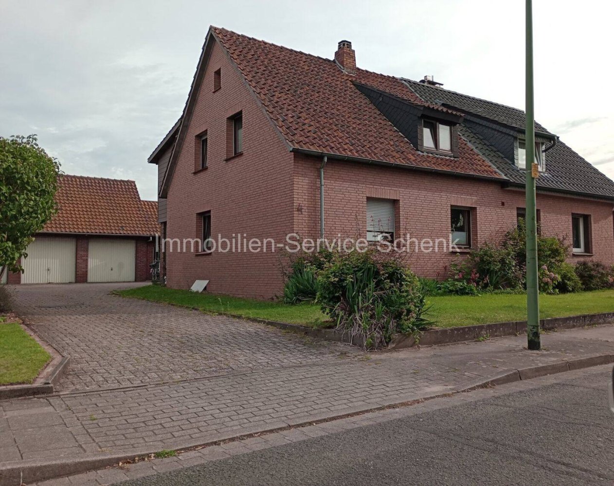 4 bedrooms Townhouse in Osnabruck, Germany No. 266307