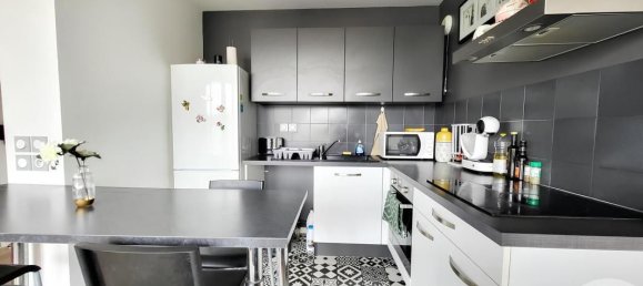 1 bedroom Apartment in Villefranche-sur-Saone, France No. 266632 2