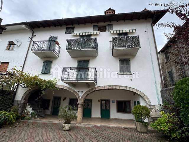 3 bedrooms Apartment in Onore, Italy No. 177459