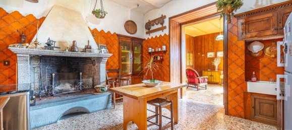 4 bedrooms House in Castel Viscardo, Italy No. 226294 4