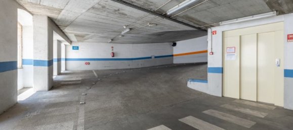 4 bedrooms Apartment in Lisbon, Portugal No. 94450 23