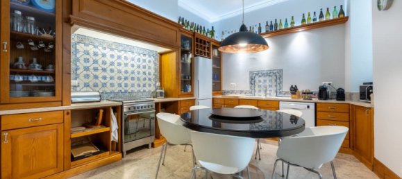 4 bedrooms Apartment in Lisbon, Portugal No. 94450 18