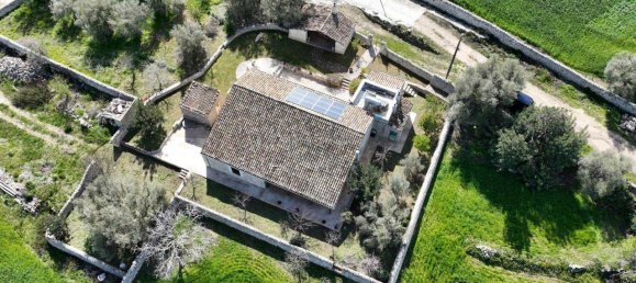 Дом с 5 комнатами в Модика, Италия № 234208 9