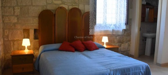 Дом с 5 комнатами в Модика, Италия № 234208 43