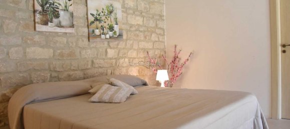 Дом с 5 комнатами в Модика, Италия № 234208 30