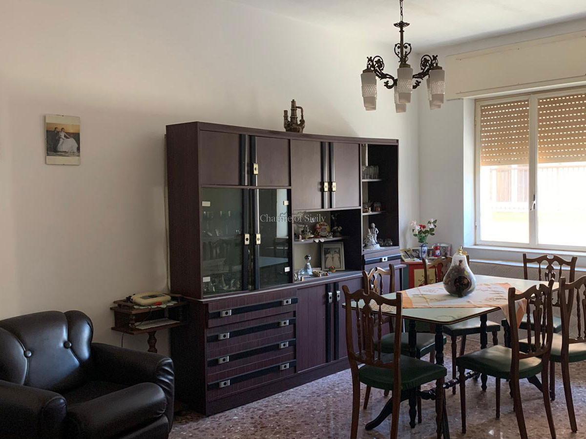 3 rooms House in Modica, Italy No. 234175