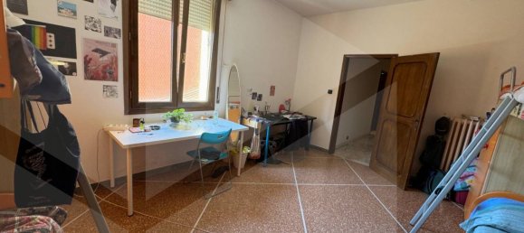 5 rooms Apartment in Bologna, Italy No. 18430 13